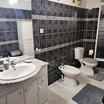 Abrigo Do Farol דירה